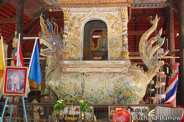 Wat Si Nuan Saeng Sawang Arom