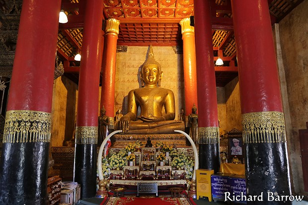 Wat Phrathat Chang Kham Woravihan